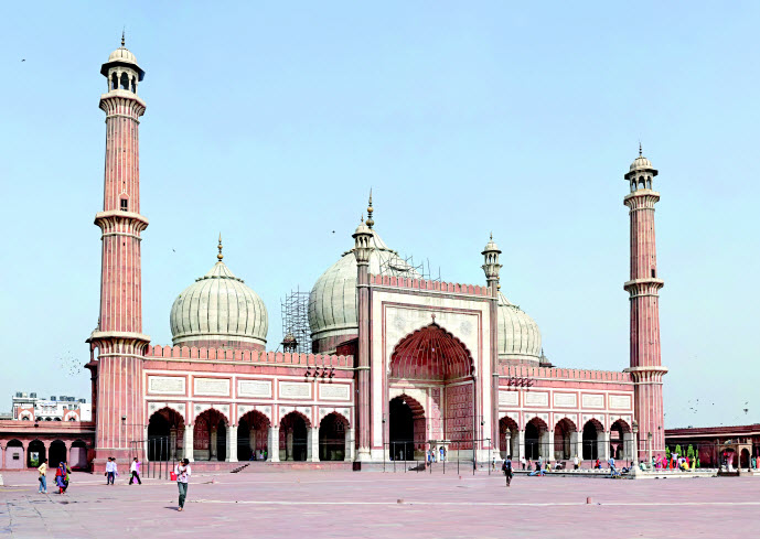 المسجد الجامع بدلهي.. أكبر مساجد الهند